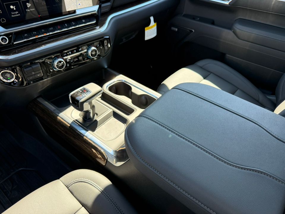 new 2025 GMC Sierra car