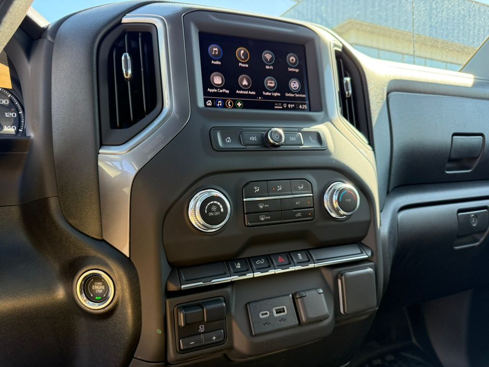 new 2025 GMC Sierra car