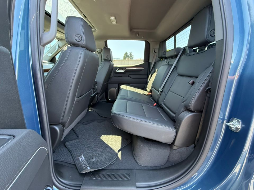 new 2025 GMC Sierra car