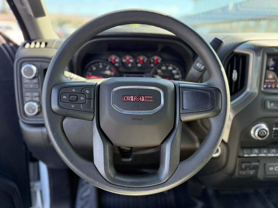 new 2025 GMC Sierra car