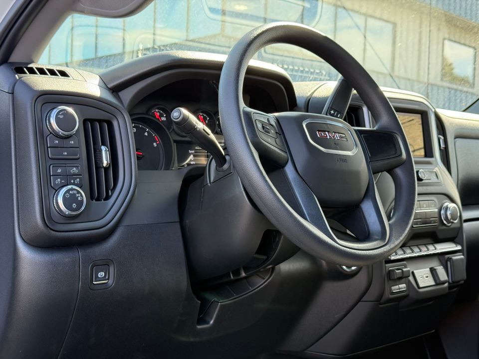 new 2025 GMC Sierra car