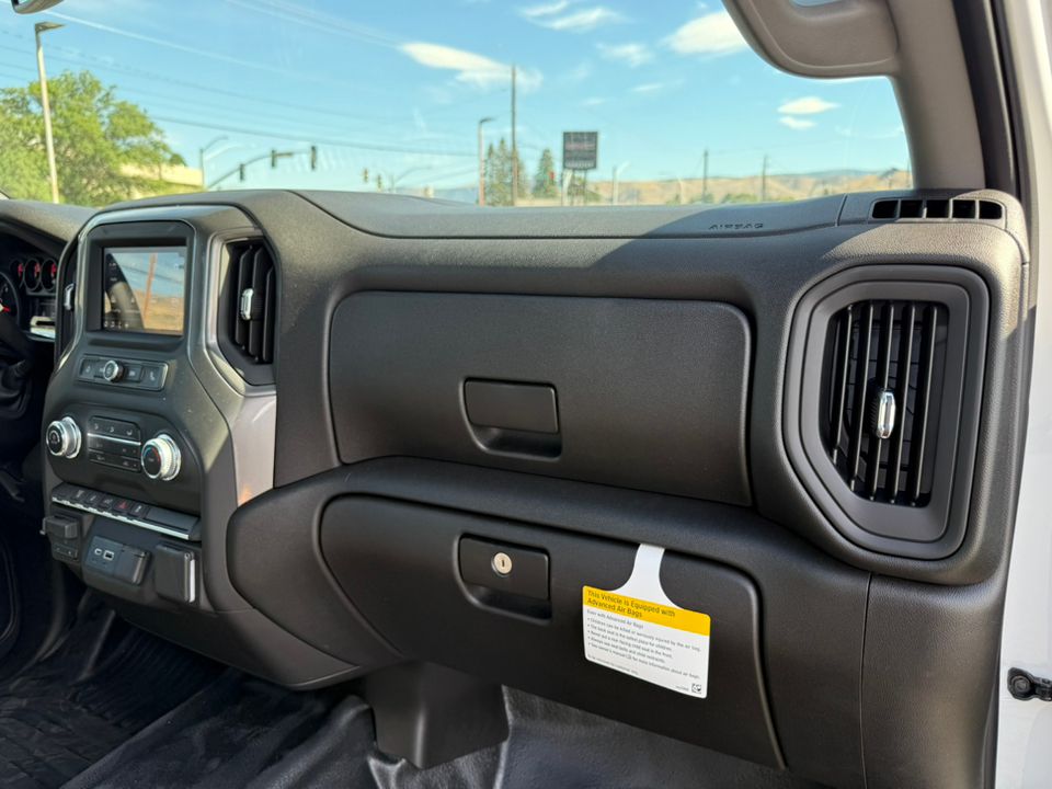 new 2025 GMC Sierra car