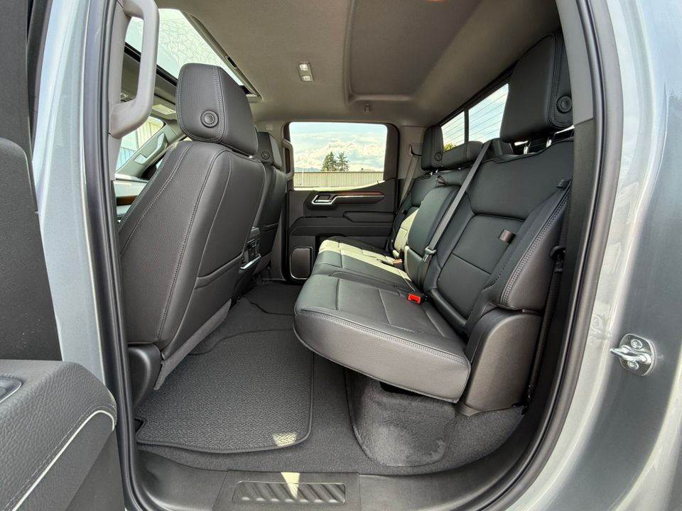 new 2025 GMC Sierra car