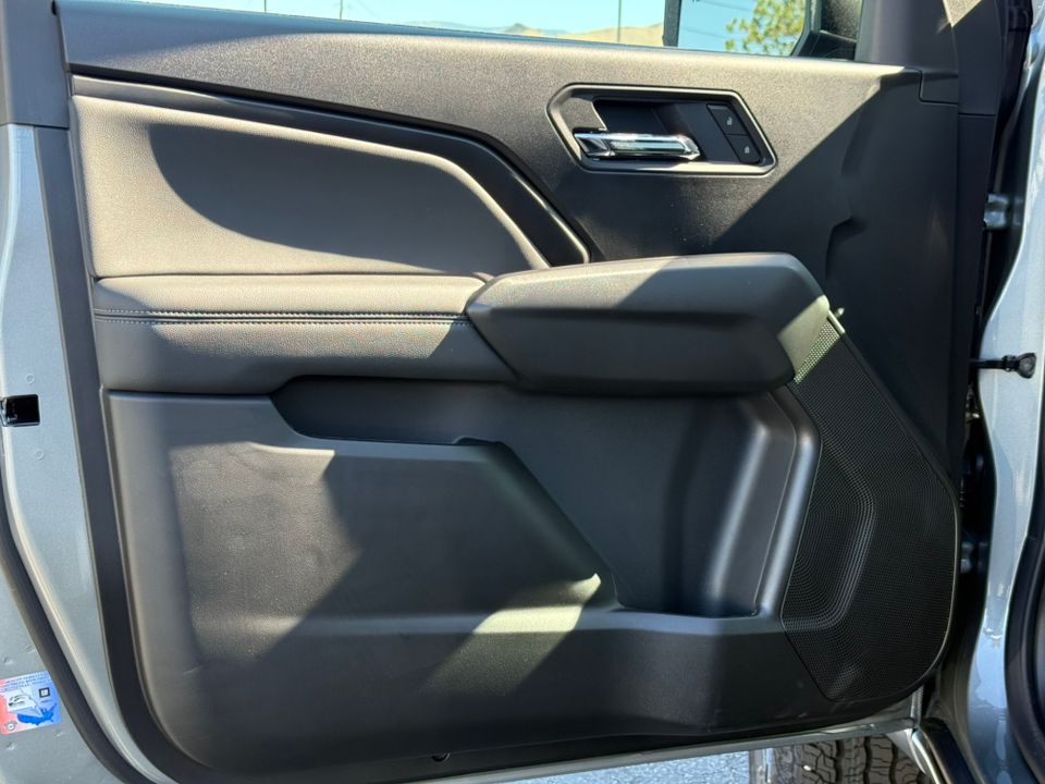 new 2025 GMC Canyon car
