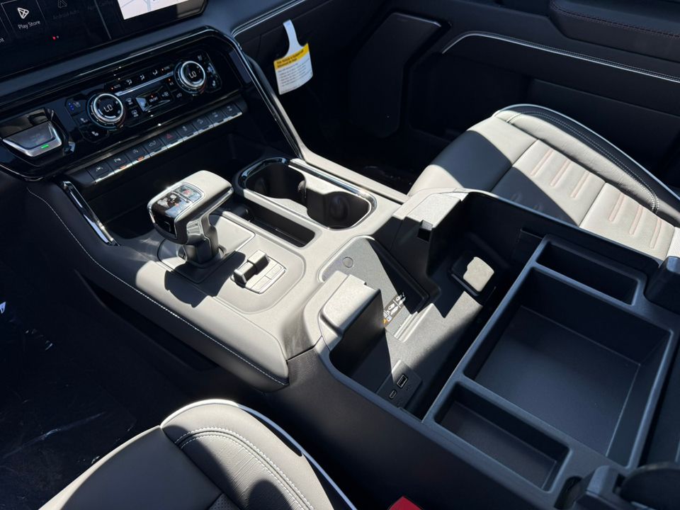 new 2025 GMC Sierra car