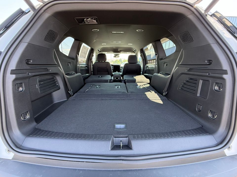 new 2025 GMC Acadia car