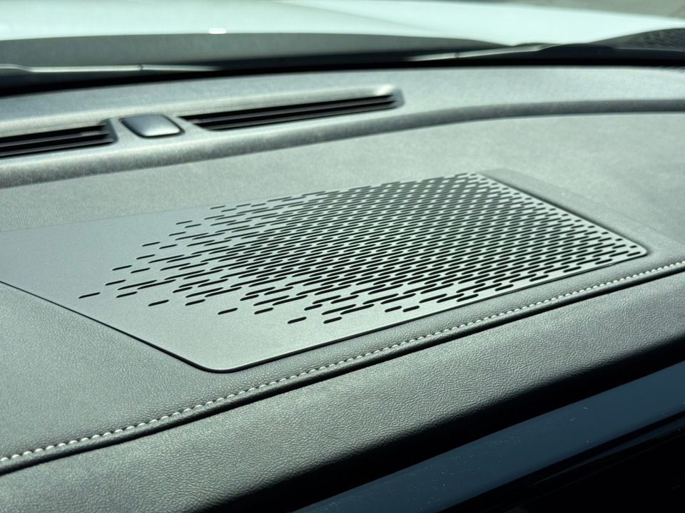 new 2025 GMC Acadia car