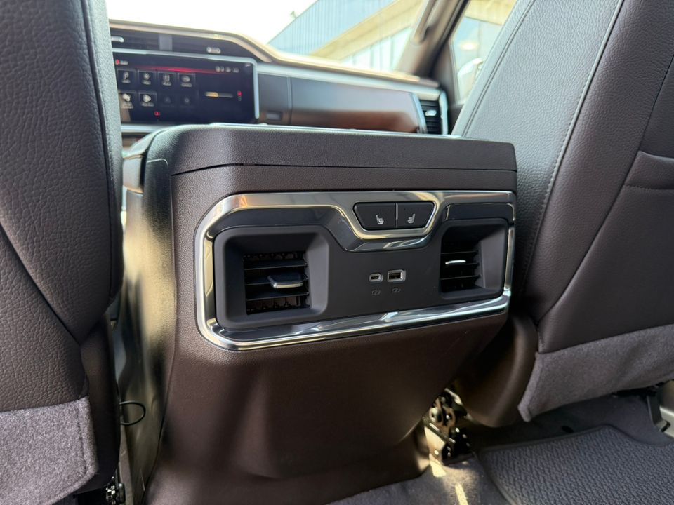 new 2025 GMC Sierra car