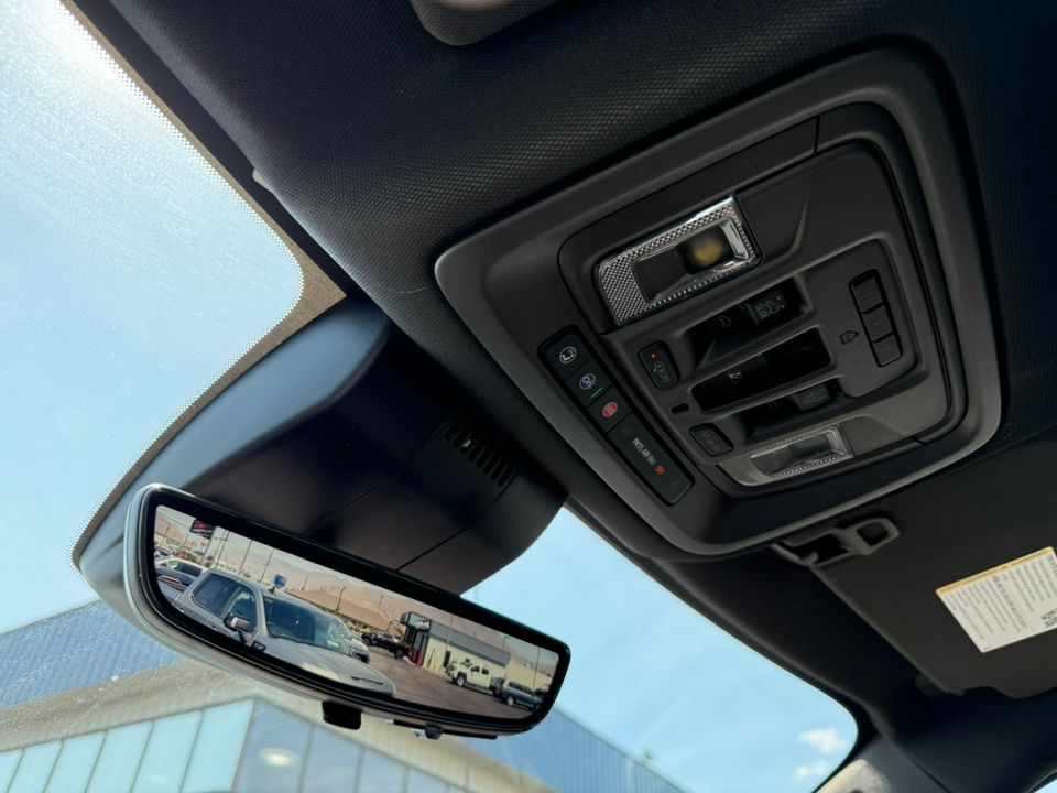 new 2025 GMC Sierra car