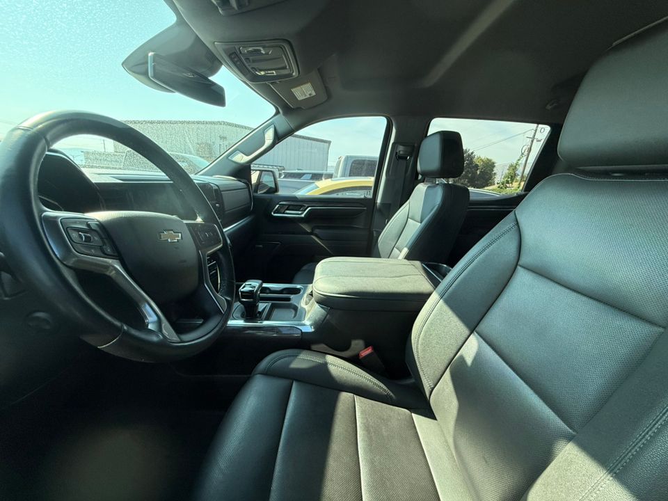 used 2023 Chevrolet Silverado car