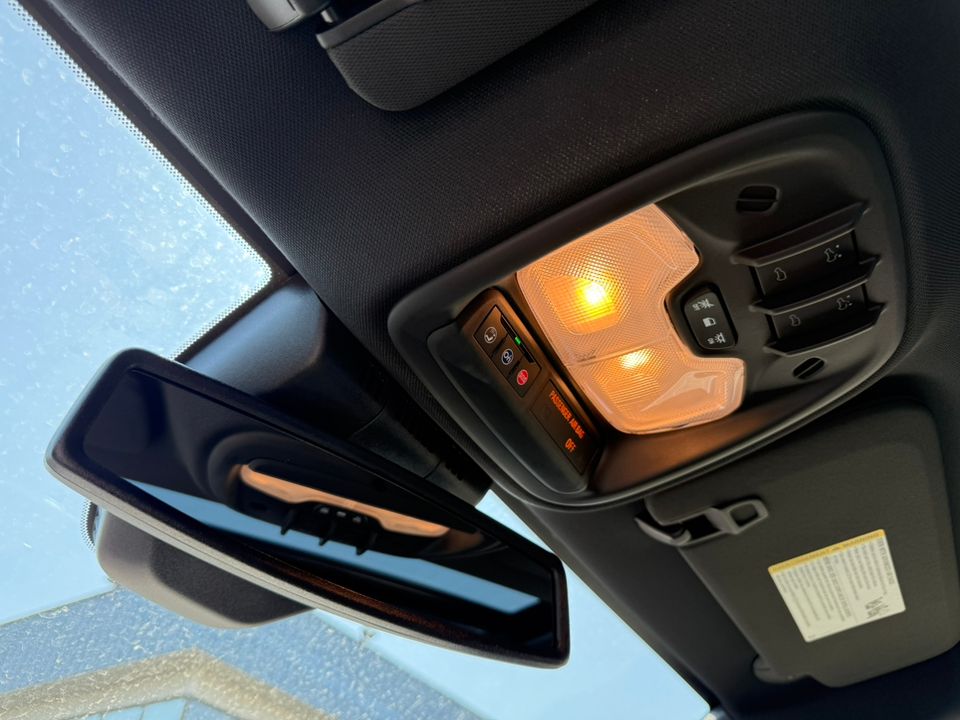 new 2025 GMC Canyon car