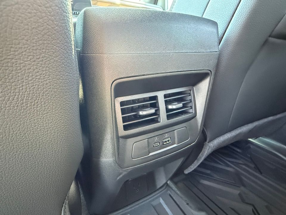 new 2025 GMC Canyon car