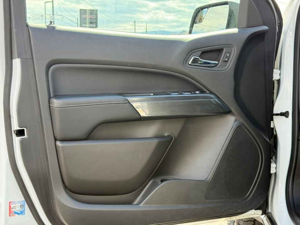 used 2022 GMC Canyon car, priced at $35,995