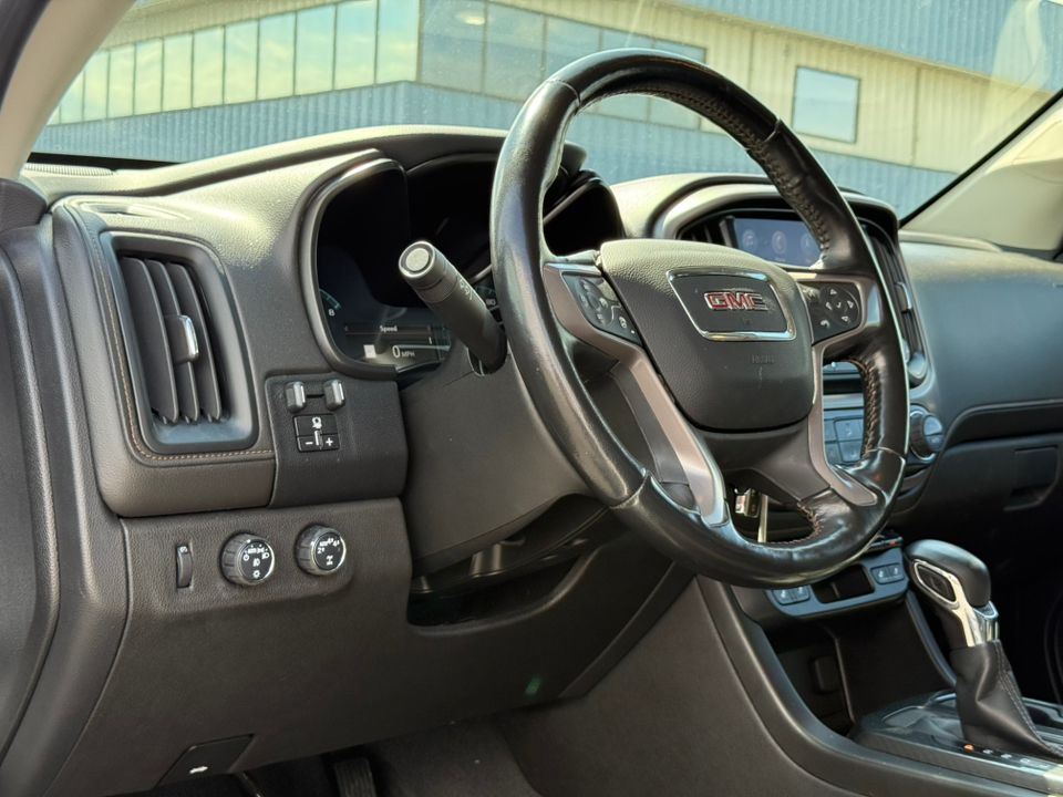 used 2022 GMC Canyon car, priced at $35,995