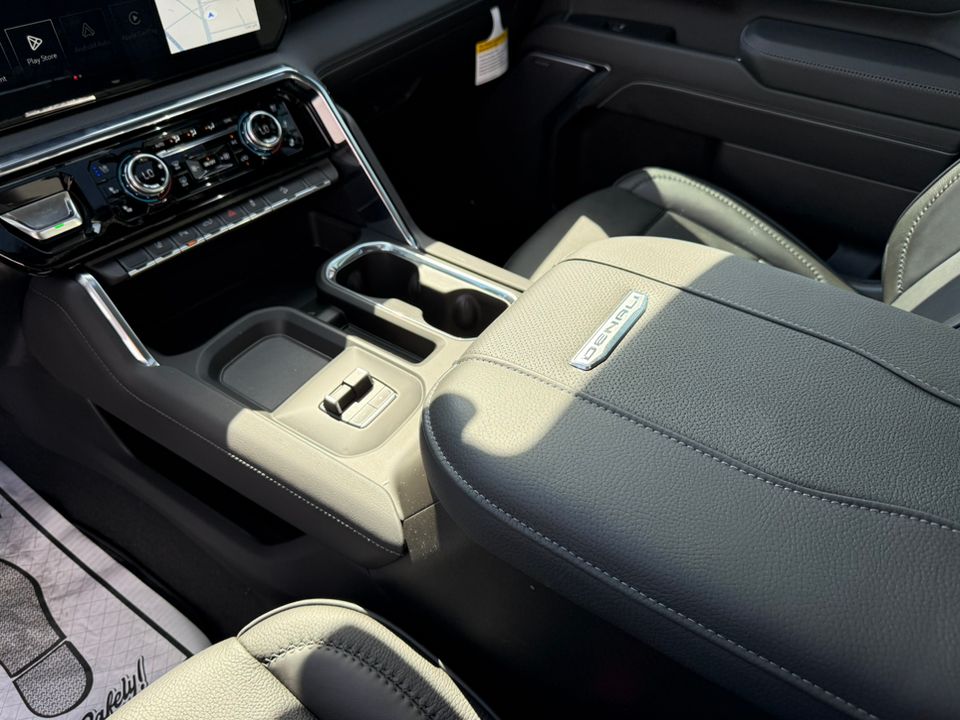 new 2025 GMC Sierra car