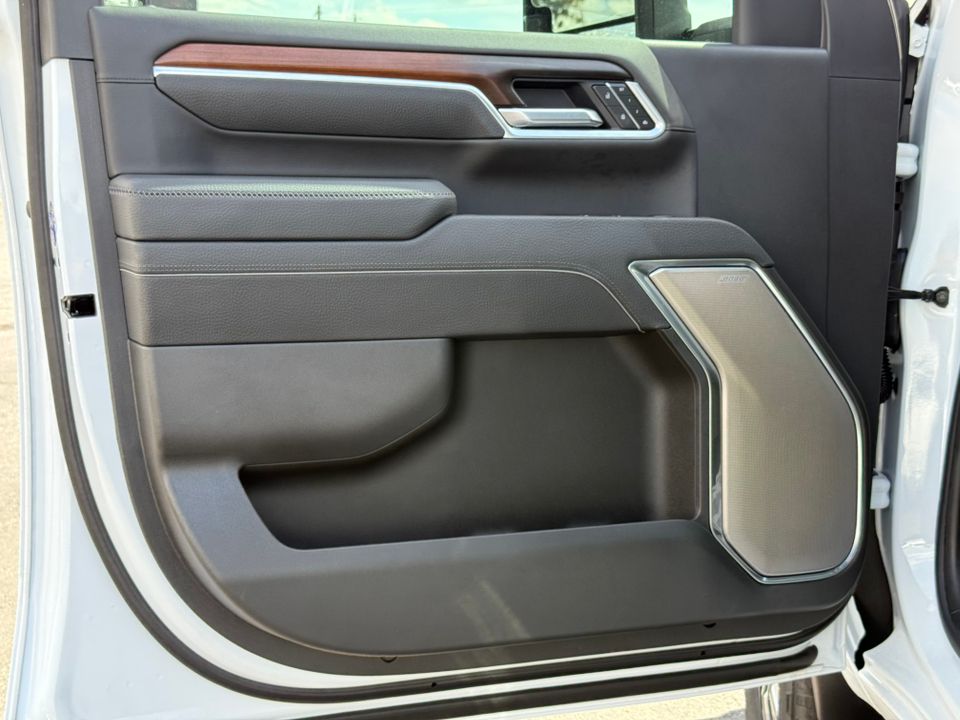 new 2025 GMC Sierra car