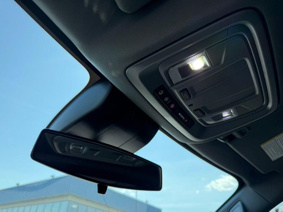new 2025 GMC Sierra car