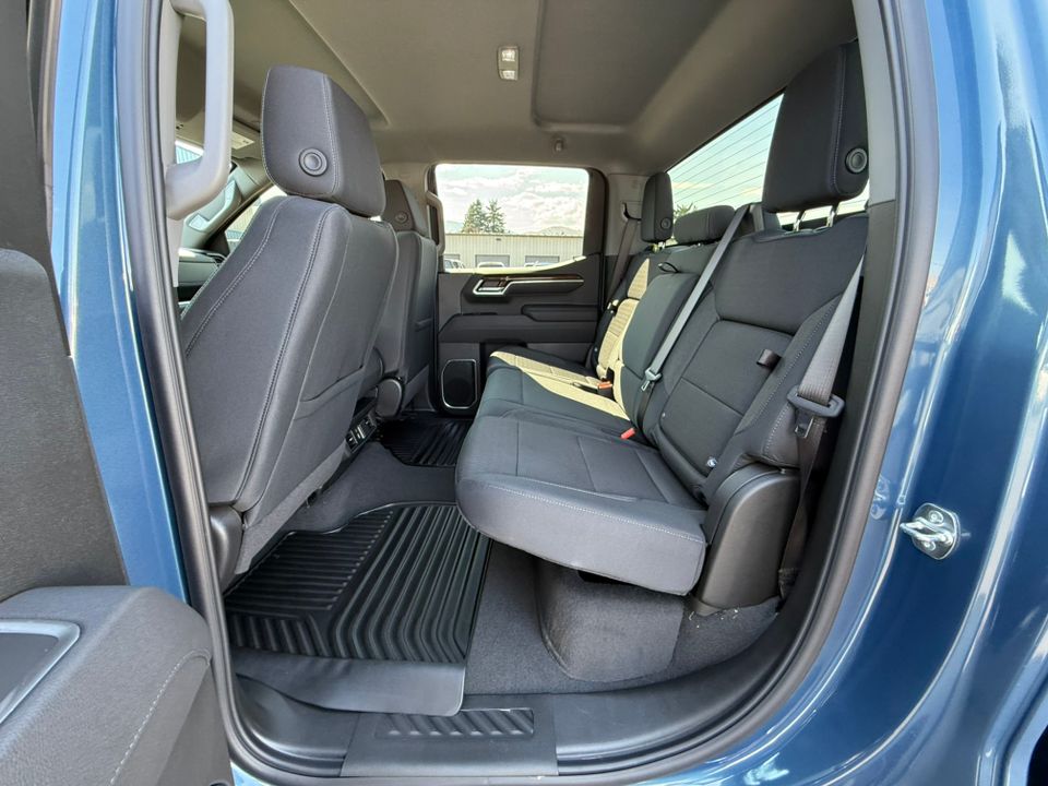 new 2025 GMC Sierra car