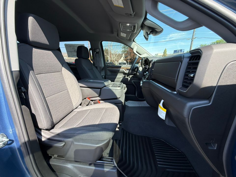 new 2025 GMC Sierra car