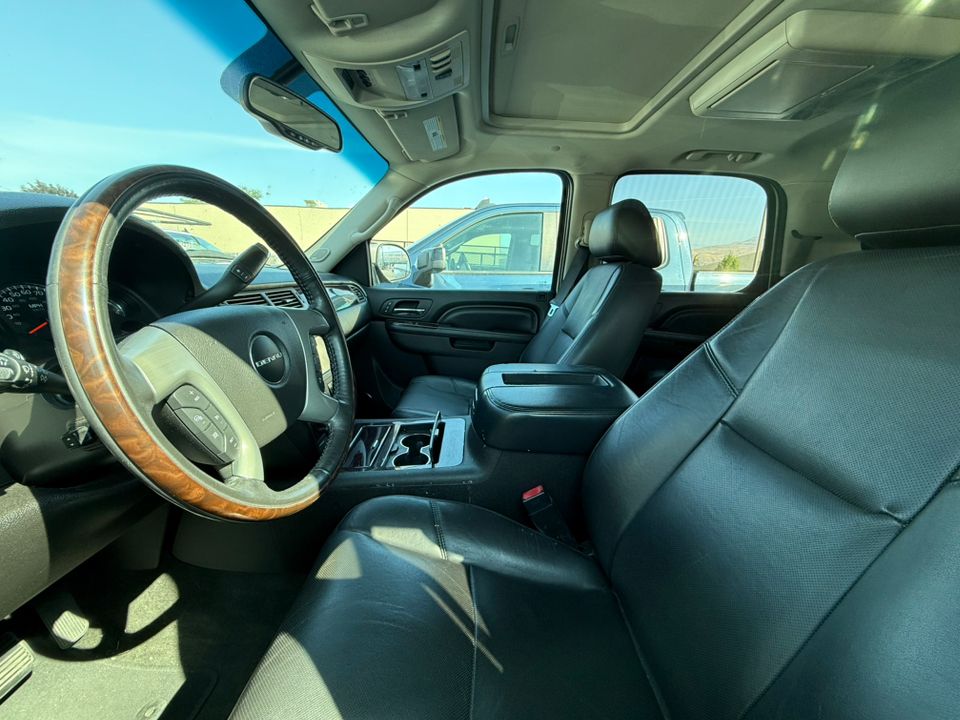 used 2013 GMC Yukon car